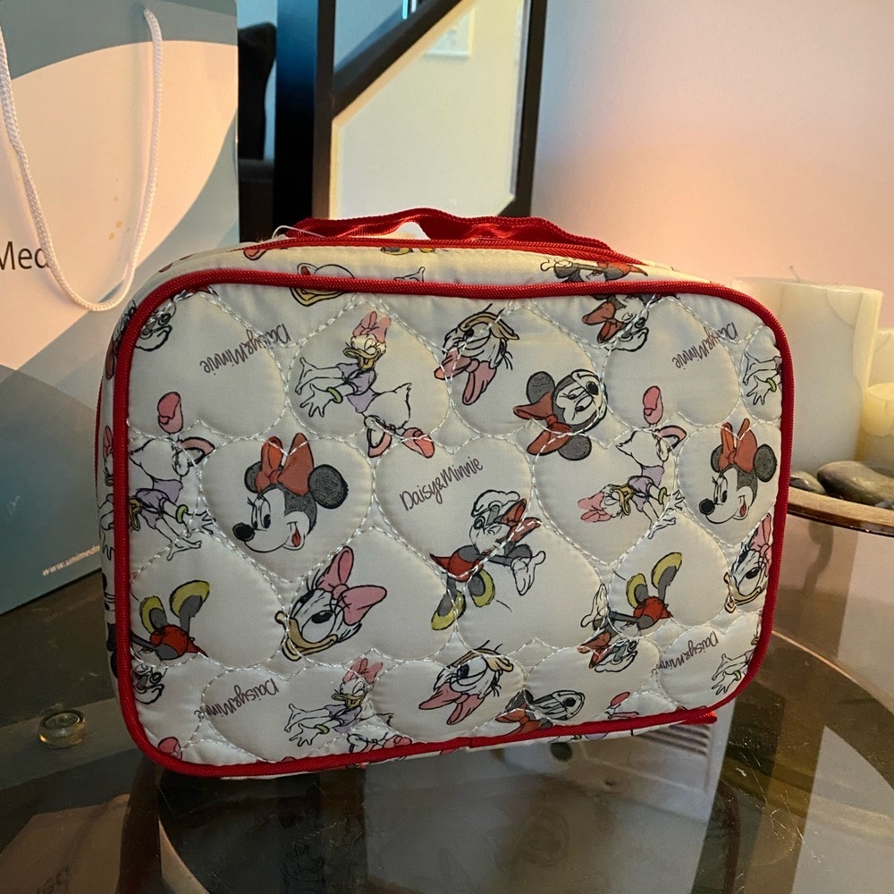 Disney Daisy Duck Minnie Mouse Quilted Makeup Cosmetic Travel Bag New - Picture 3 of 3